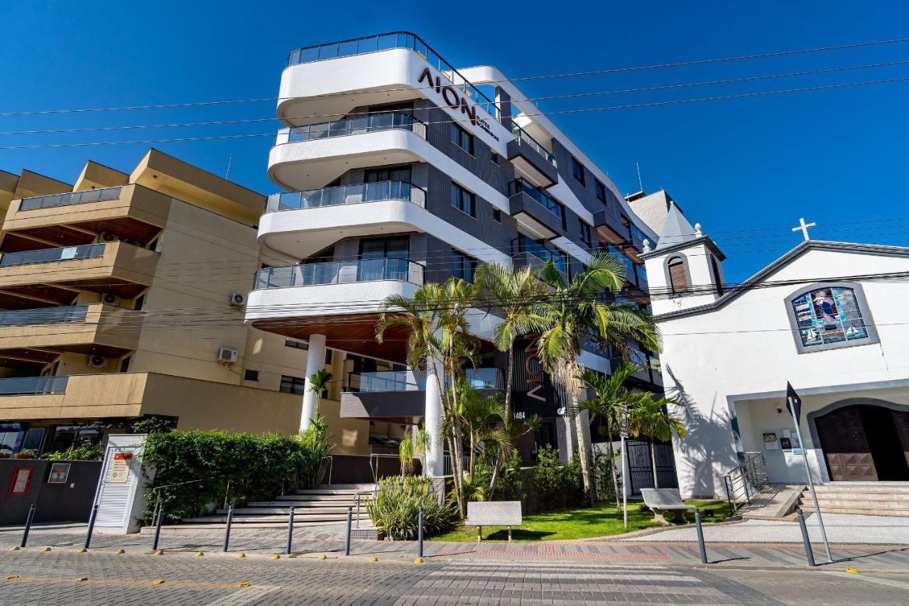 Confortavel Loft Com Vista Para O Mar - Condominio Com Piscina Bombinhas Luaran gambar